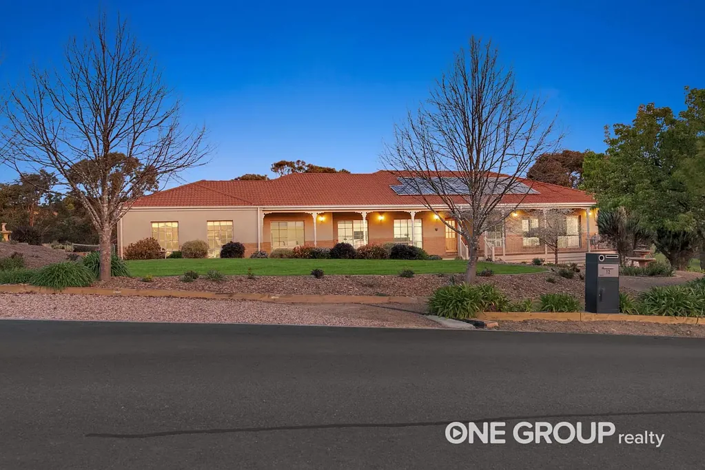 Wallan 5침실 Opportunity on Spacious Family Living on 2.5 Acres with Beautiful Views!