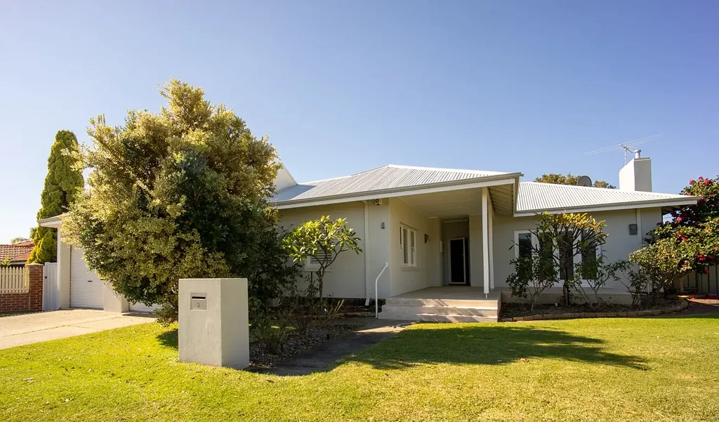 SPACIOUS 4x1x2 FAMILY HOME IN YOKINE