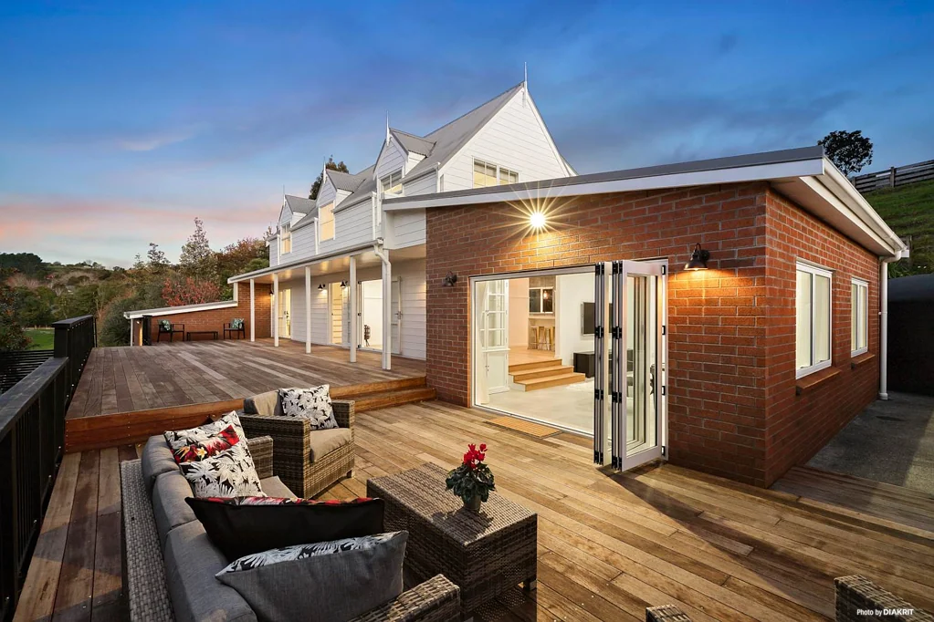 Drury 5房  TWO HOMES, ONE EXCEPTIONAL LIFESTYLE – Country...