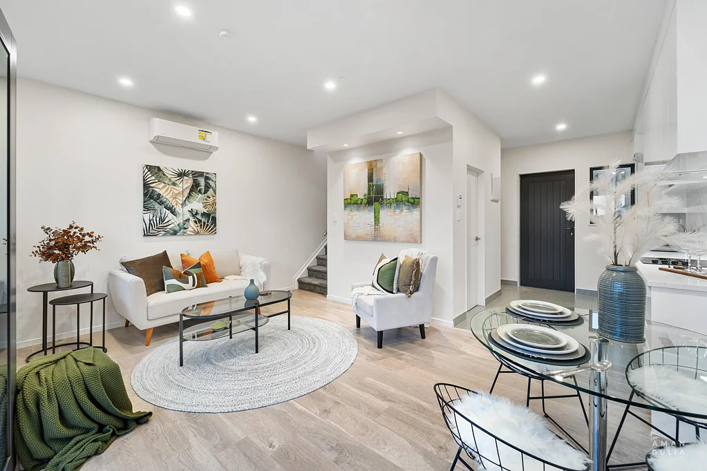 8/144 Titirangi Road, New Lynn, Waitakere City, Auckland