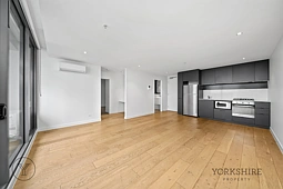 905D/21 Robert Street, Collingwood