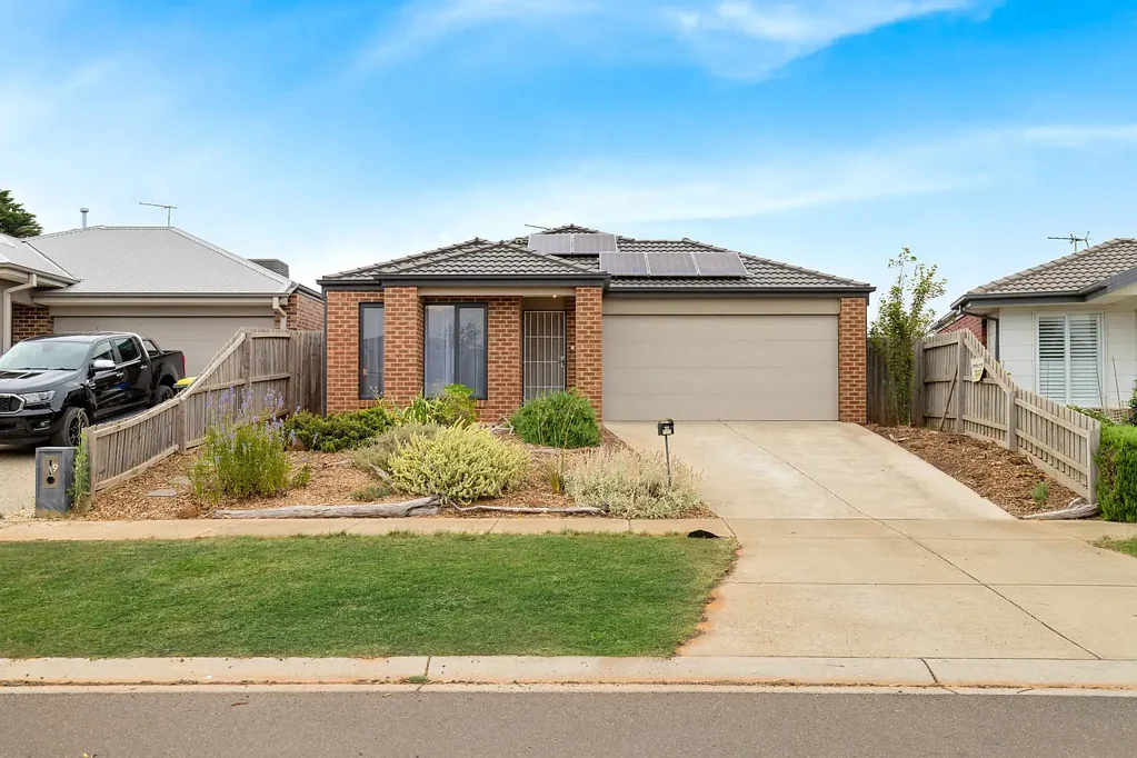 11 Rogers Way, Lancefield, VIC 3435