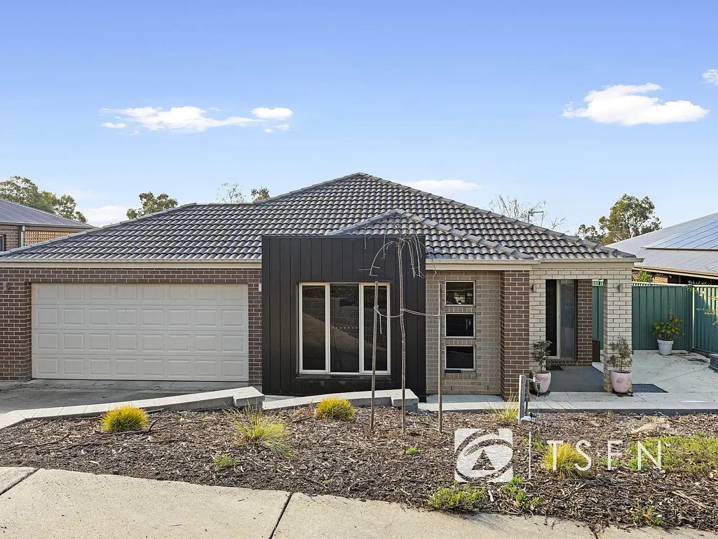 60 Queen Street, Kangaroo Flat, VIC 3555, 4房, 2浴, House