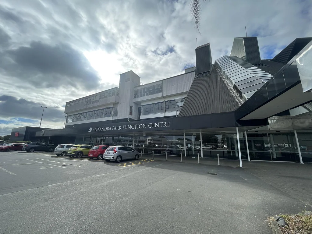 Epsom Versatile Office Space in Prime Location