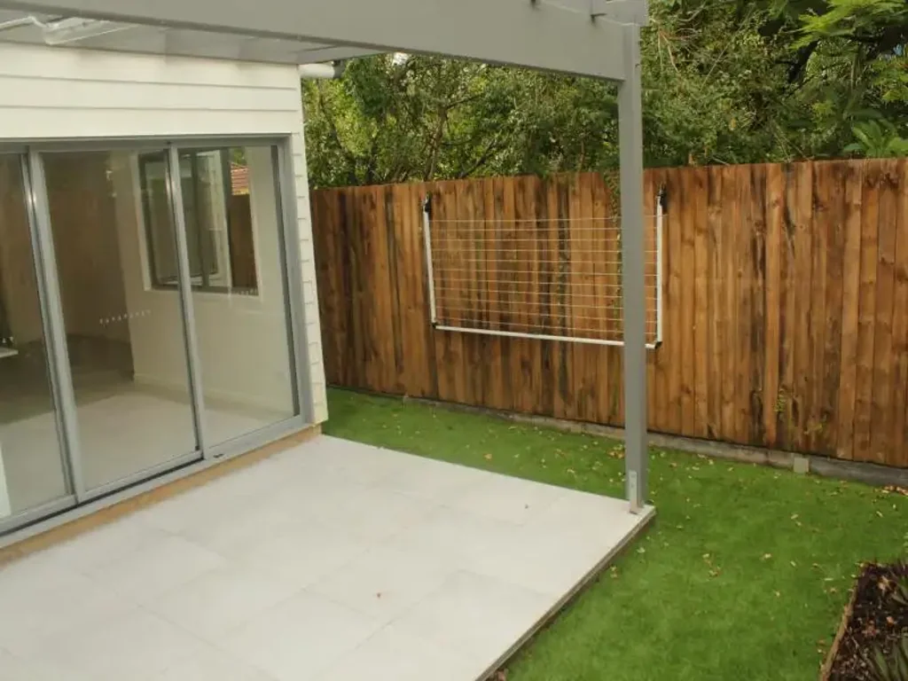 Prefect 2 bedroom townhouse - Taringa
