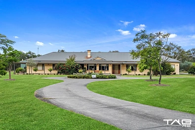 Cranebrook 10Habitaciones Rare and  desirable 7.5 Acre Estate