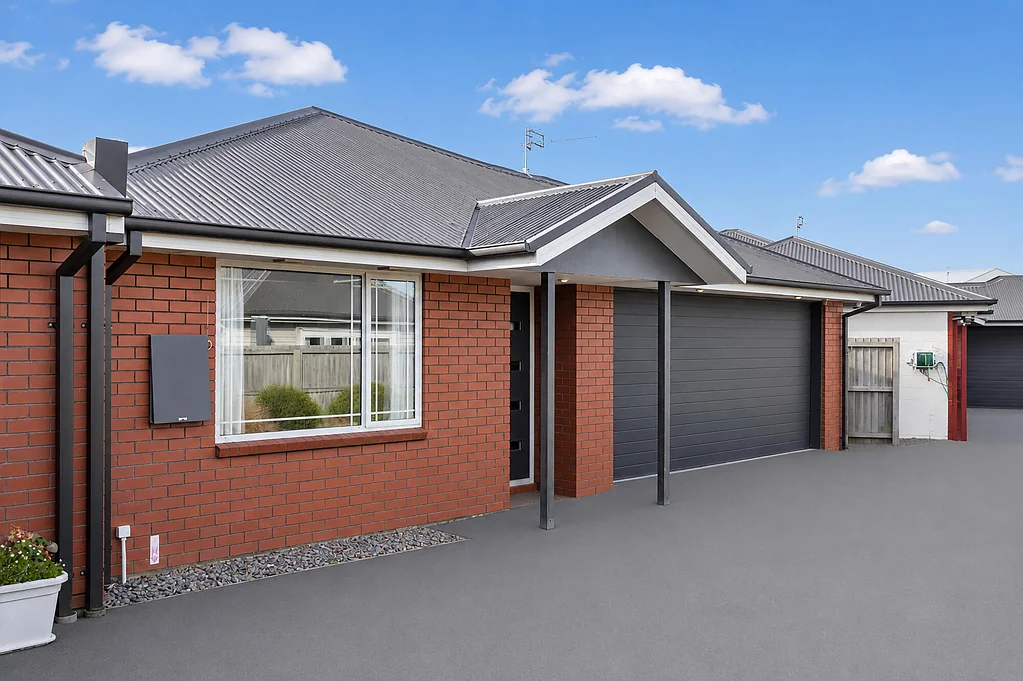 Aidanfield 3 Bedroom Modern Living Made Easy