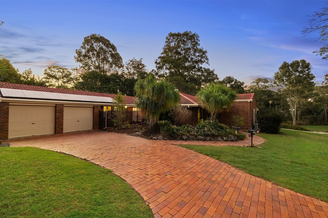 12 MEADOWBANK ST, CARINDALE QLD 4152, 0 habitaciones, 0 baños, House