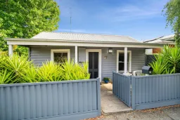 113 Scott Parade, Ballarat East