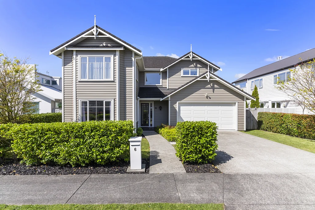 Karaka 4 Bedroom Just in Time for Summer