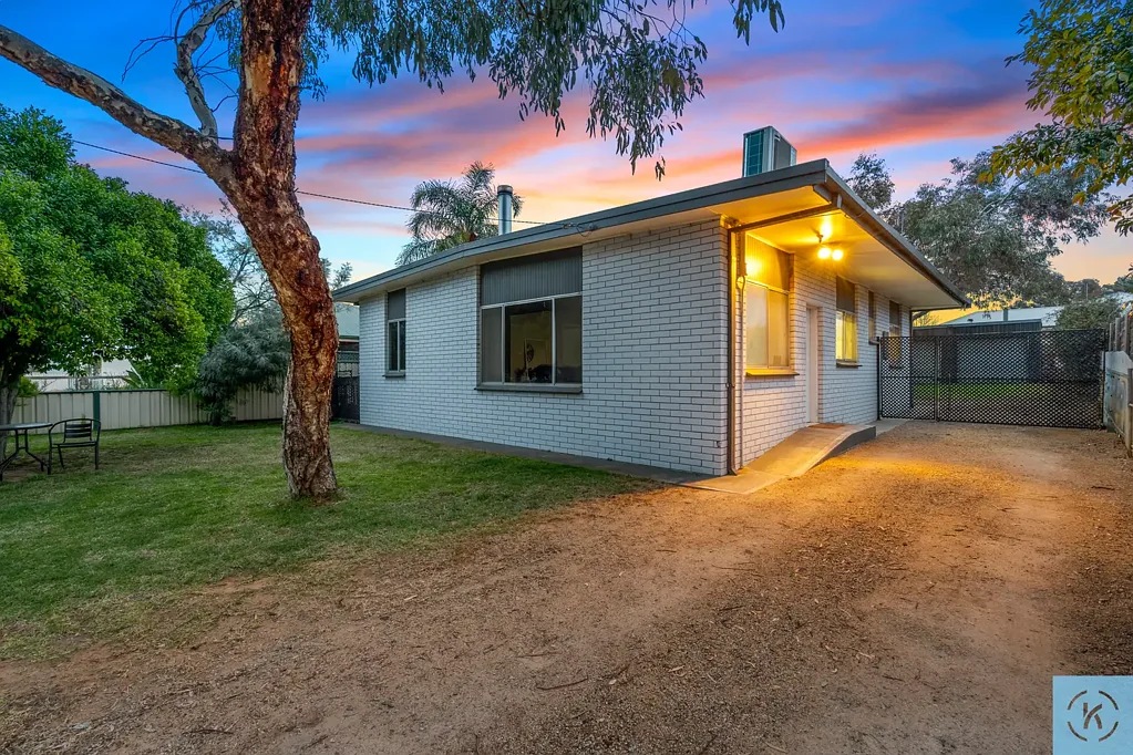 19 Emily Street, Tocumwal, NSW 2714