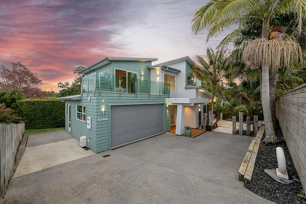 59A Churchill Road, Cockle Bay, Manukau City