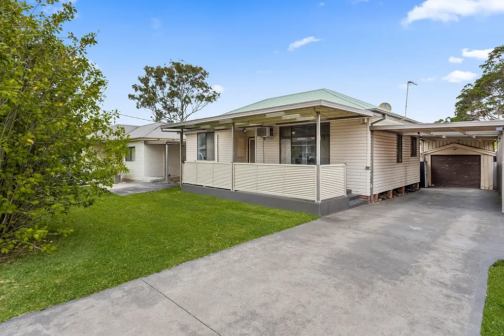 11 Nannawilli Street, Berkeley, NSW 2506