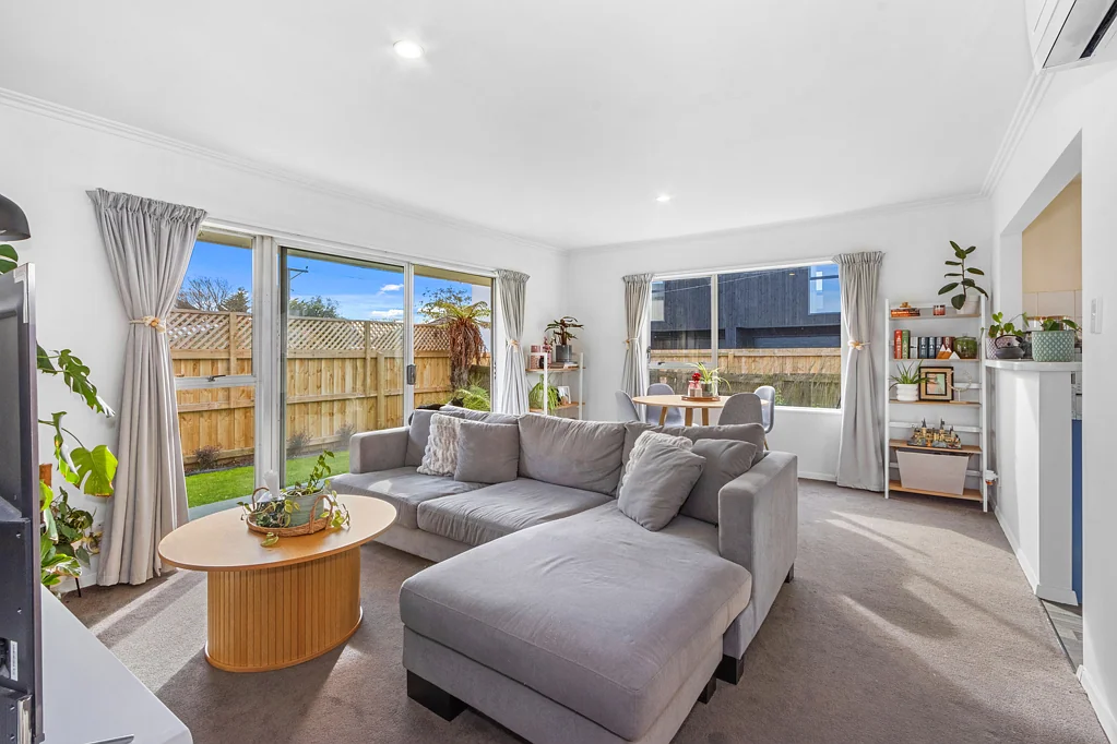 2/1a Cameron Street, Sydenham, Canterbury