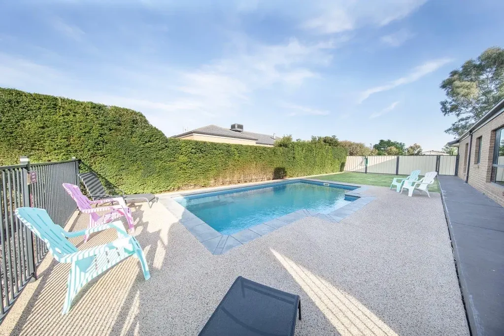 Kerang 4ਬੈੱਡਰੂਮ Luxury regional living!