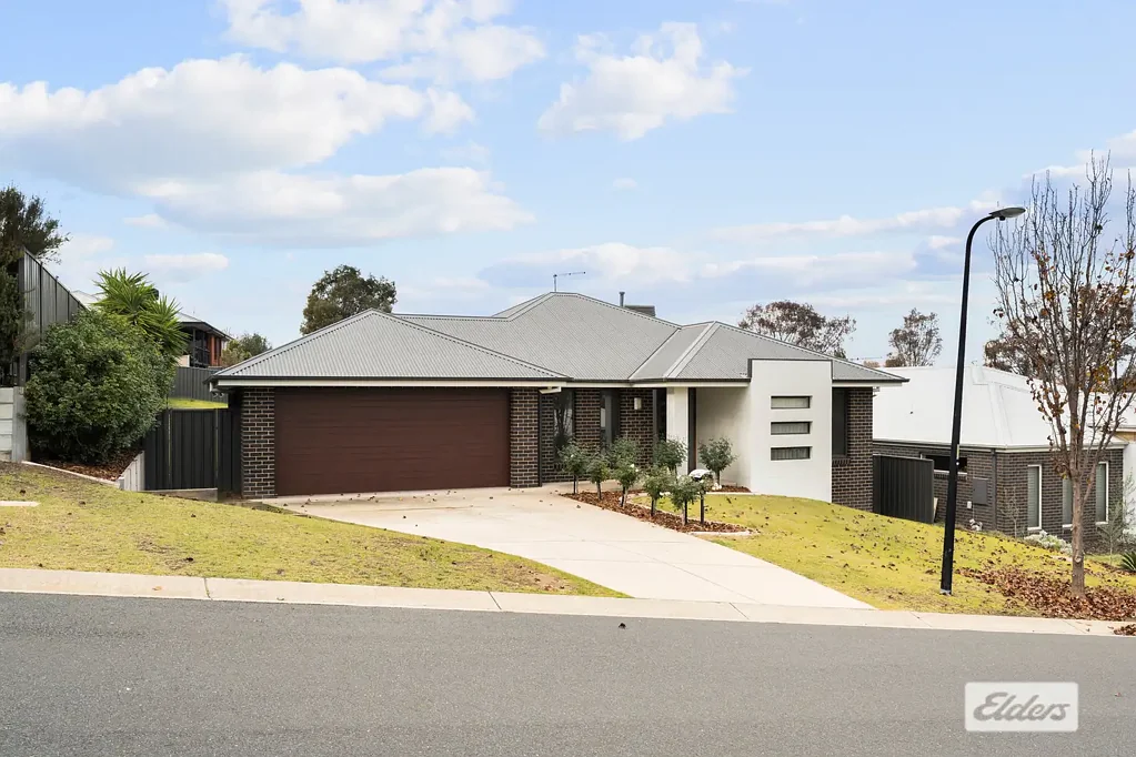 4 Cardamine Road, Bandiana, VIC 3691