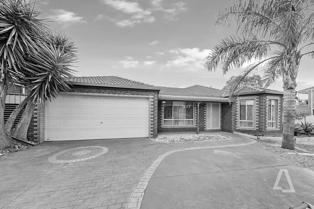 10 Treemont Court, Cairnlea, VIC 3023