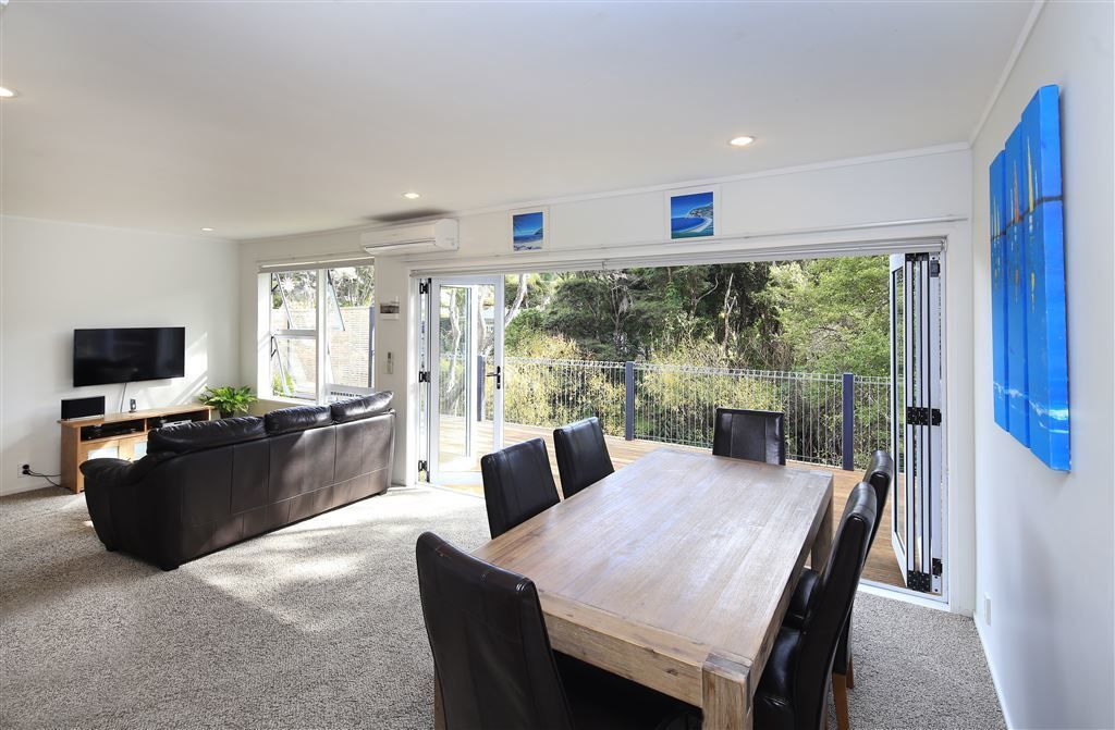 8 Crescent Road, Ostend, Auckland, 2房, 2浴