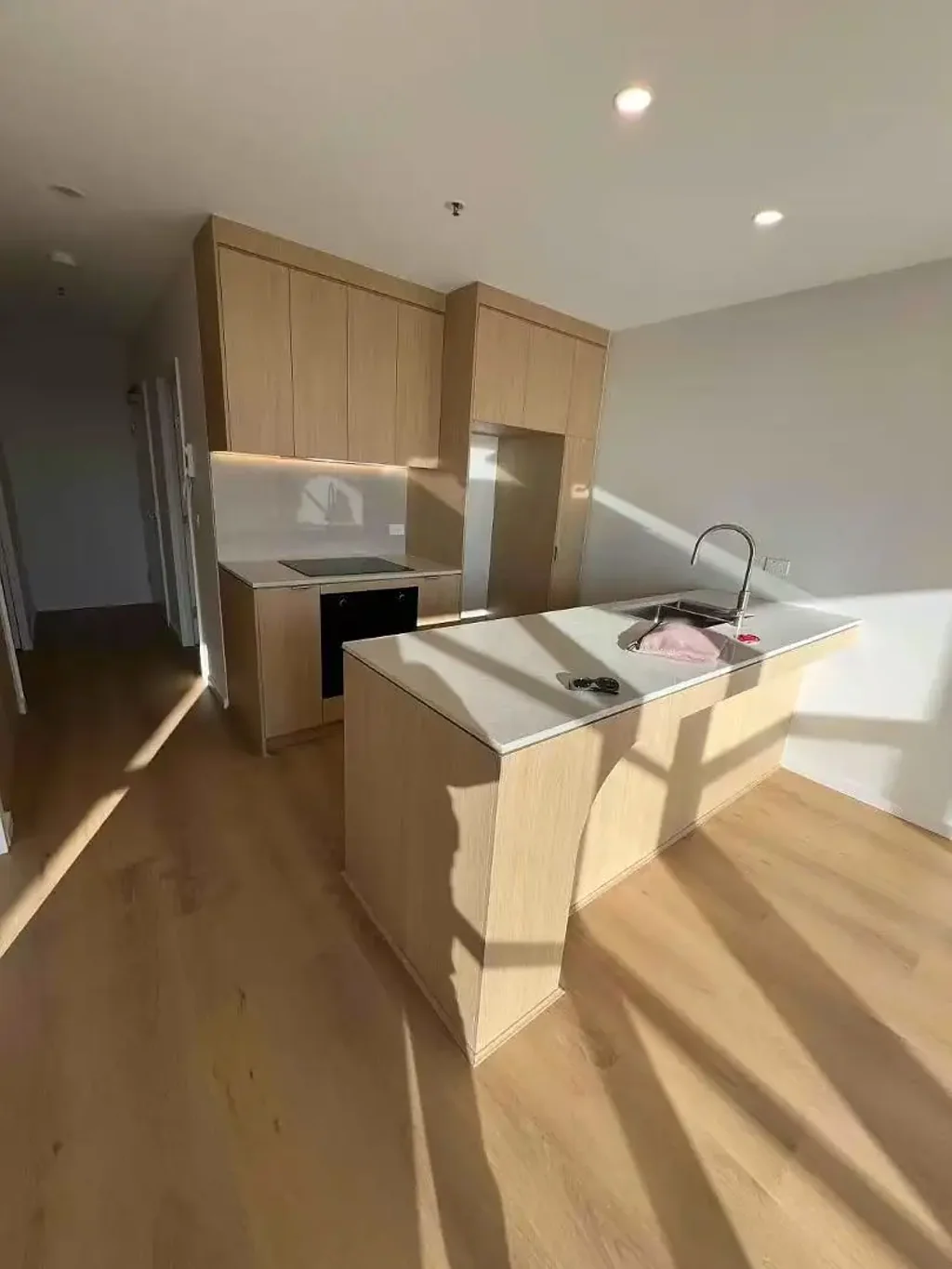 Modern 2 Bedroom Apartment in Denman Prospect