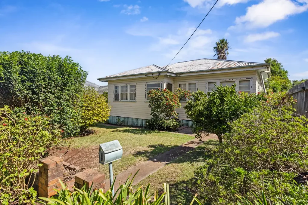 39 Perry Street, Harlaxton, QLD 4350