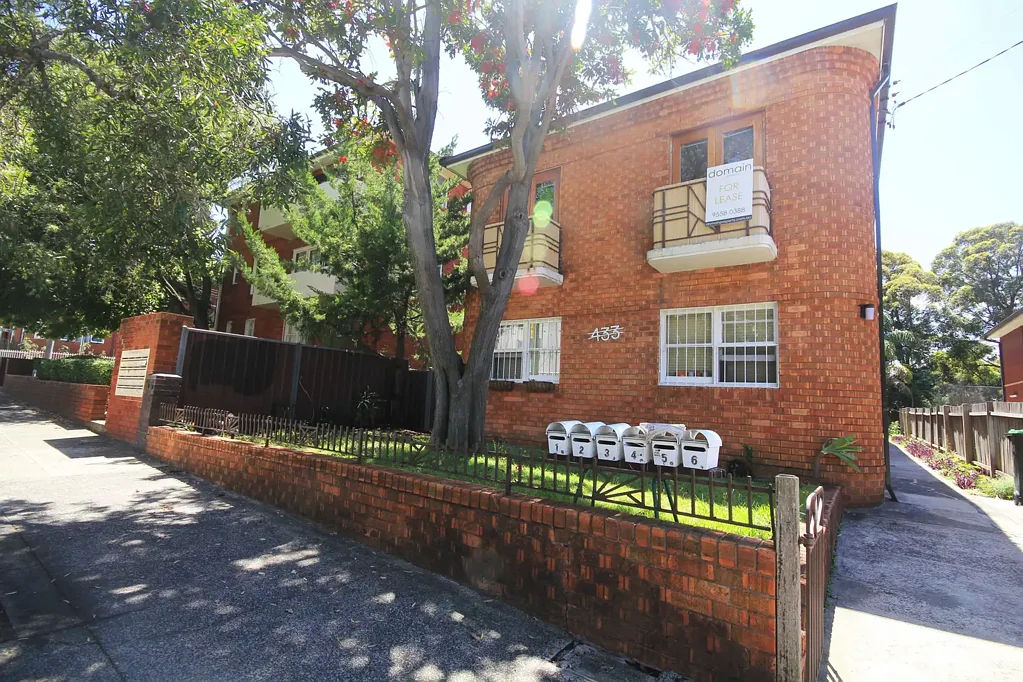Spacious One Bedroom Apartment!