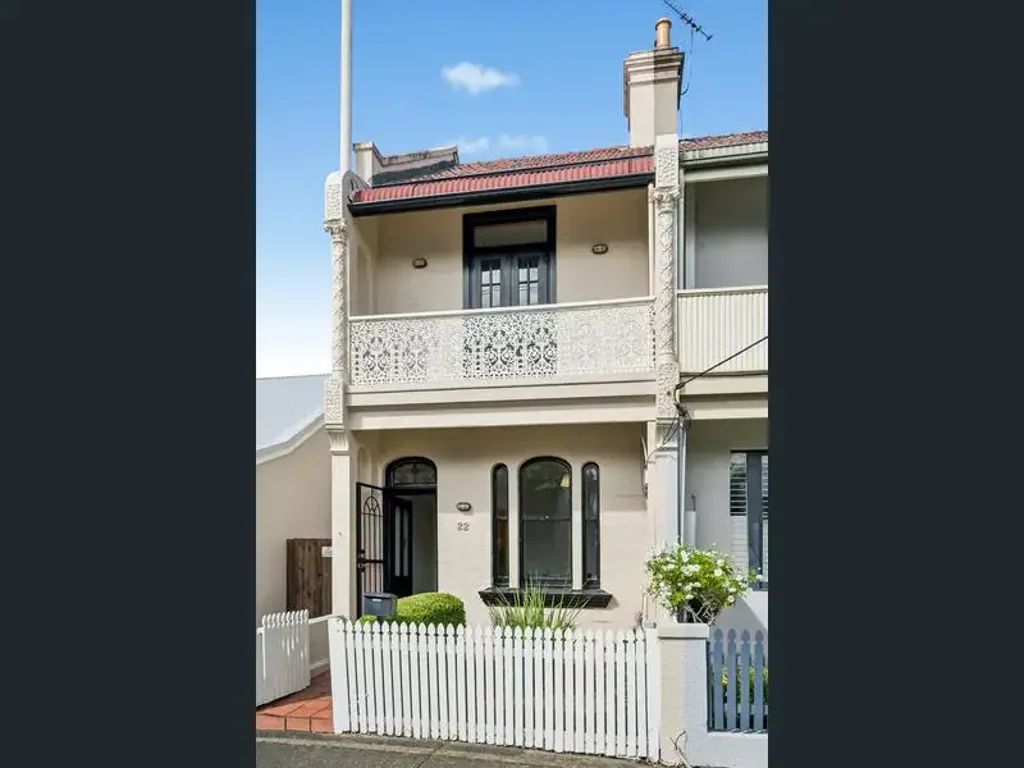 Classic Victorian Terrace with Private Garden & Lock-Up Garage