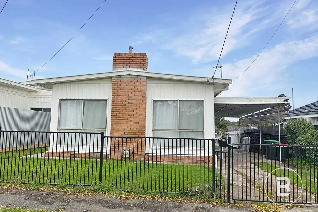 Renovated Completely inside
