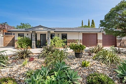 33 Pindari Avenue, Taylors Lakes