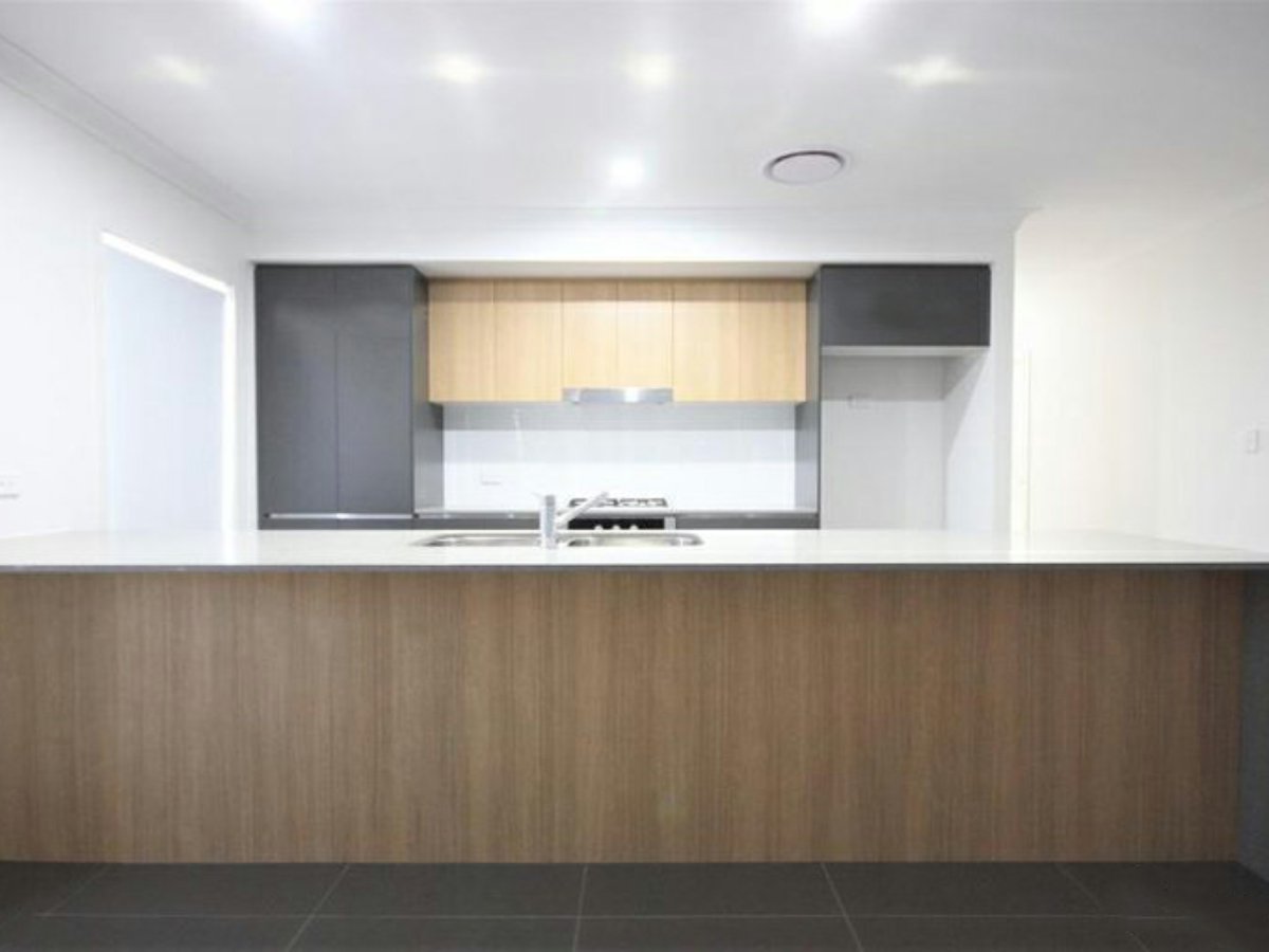 20 DUNCOMBE AV, GLEDSWOOD HILLS NSW 2557, 0 침실, 0 욕실, House