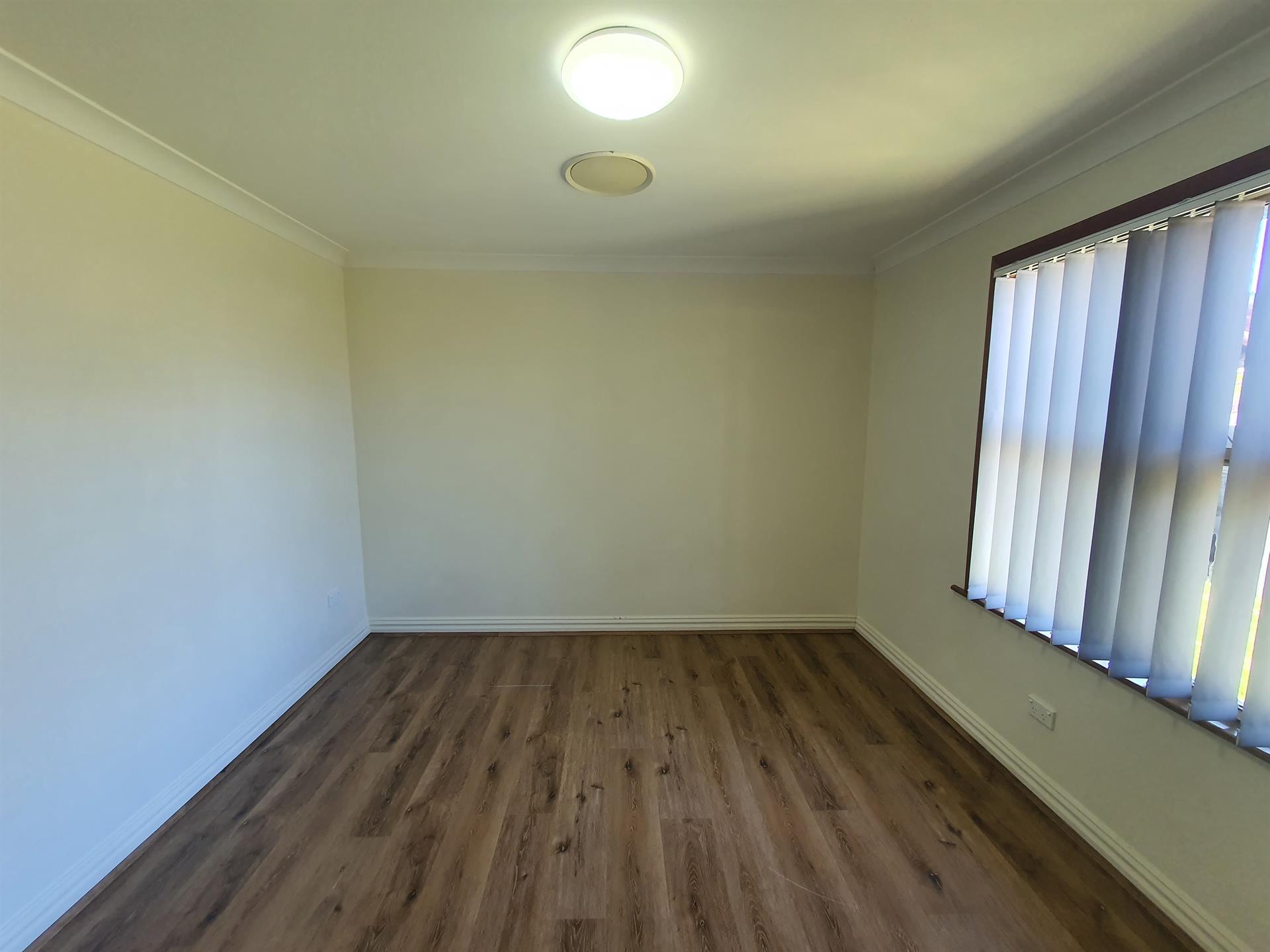 121B LEACOCKS LANE, CASULA NSW 2170, 0 Kuwarto, 0 Banyo, House