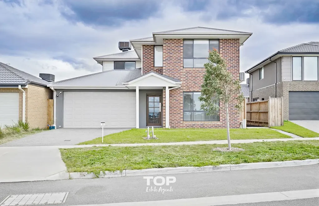 This Beautiful 4-Bedroom Family Home Offers Exceptional Convenience