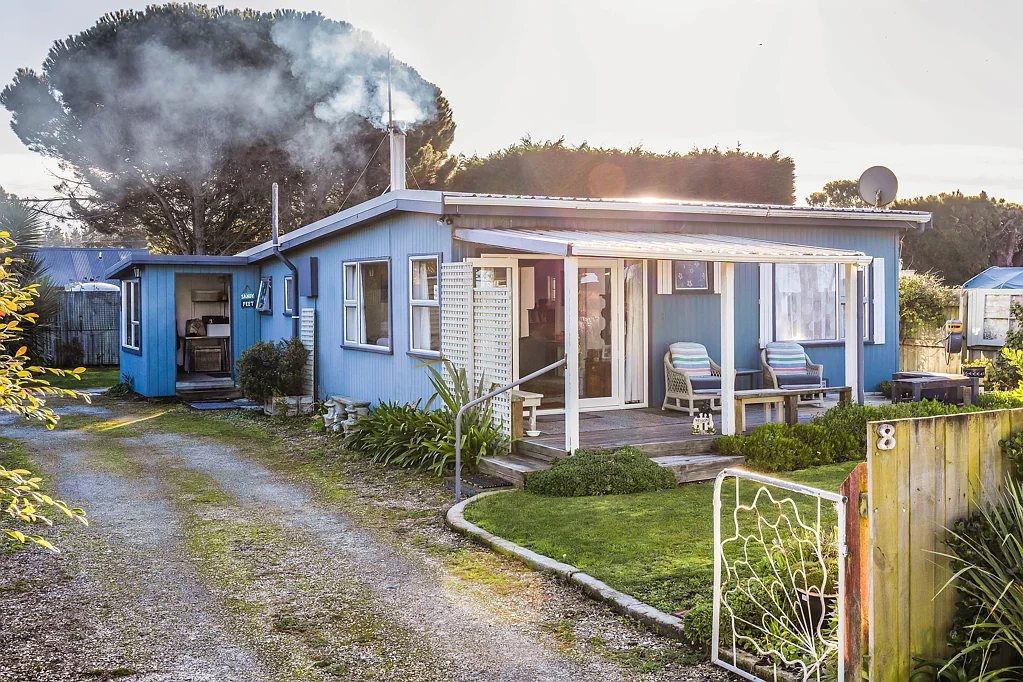 Amberley 2 Bedroom Wake to the Sunrise!