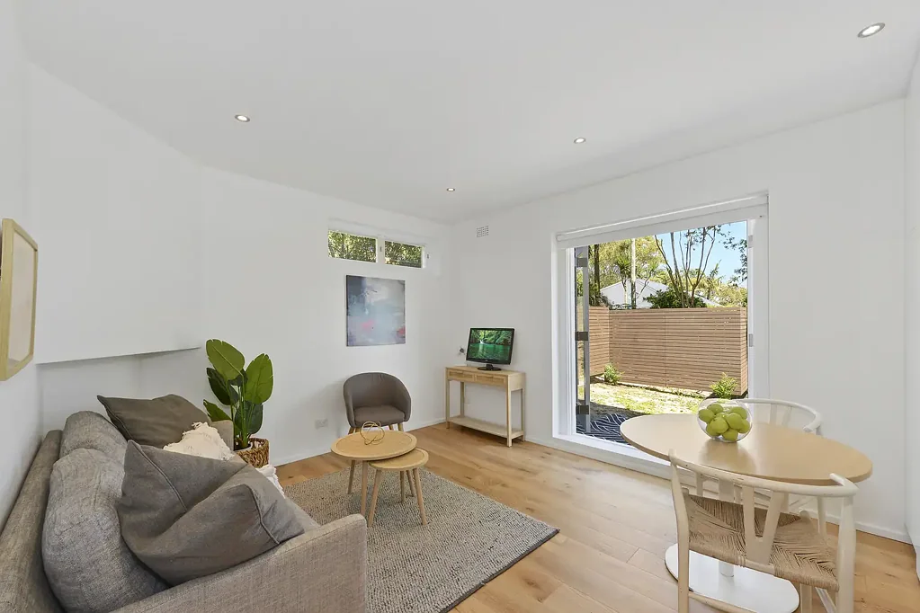 Two Bedroom Apartment in North Bondi