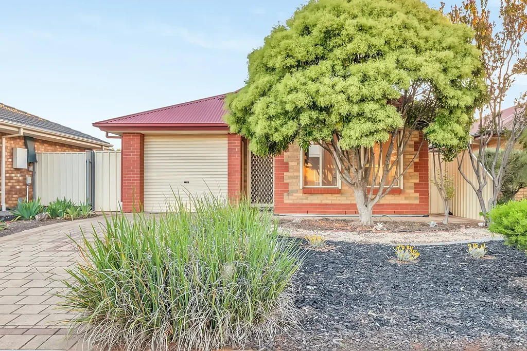 Munno Para West 3房  A Comfortable & Well Kept Home with Effortless Living on Offer