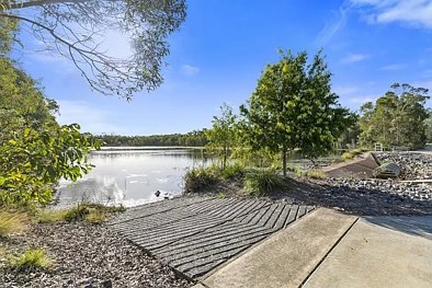 अन्य - Address Withheld, Caboolture, QLD 4510
