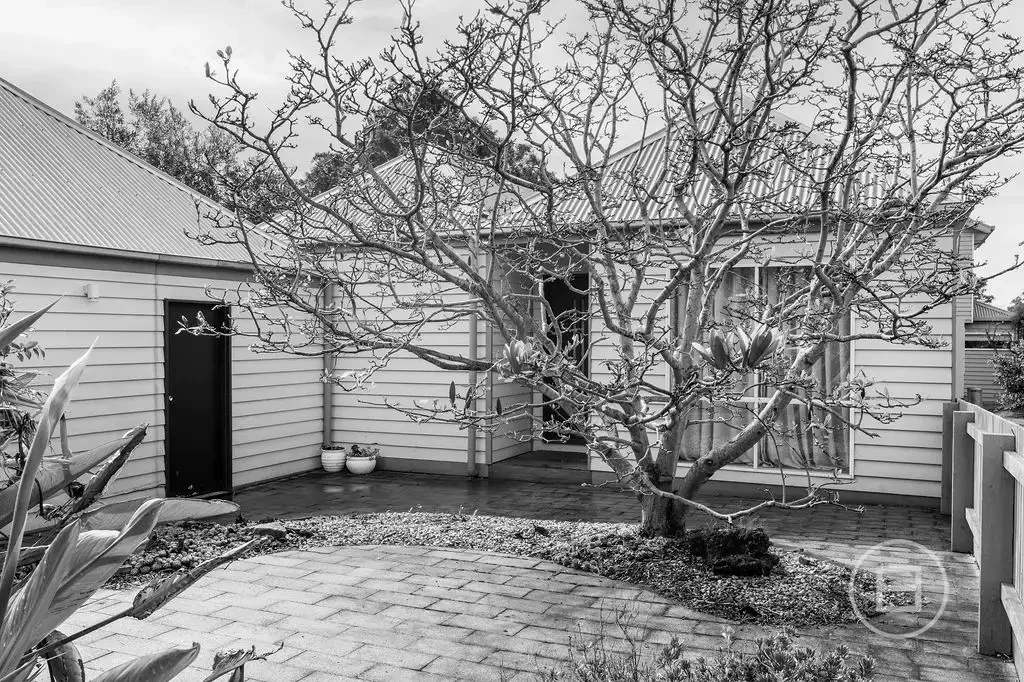Mornington 3ਬੈੱਡਰੂਮ Expressions of Interest closing Tuesday 23rd September at 3pm (unless sold prior)