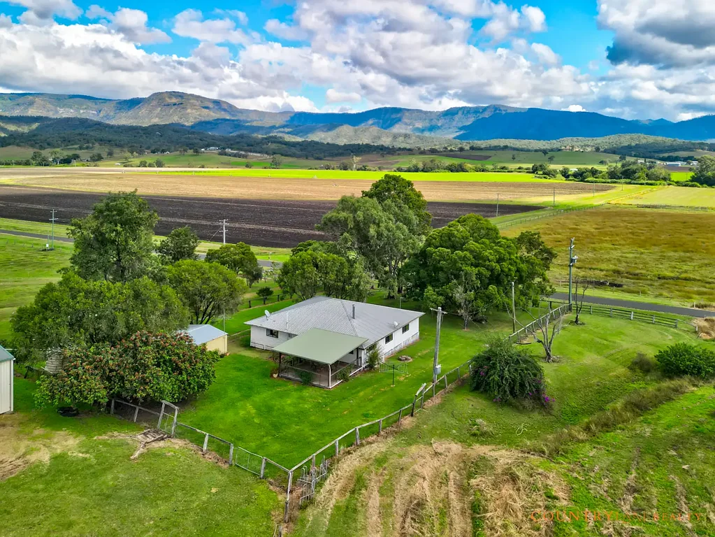 225 Mulgowie Road, Thornton, QLD 4341
