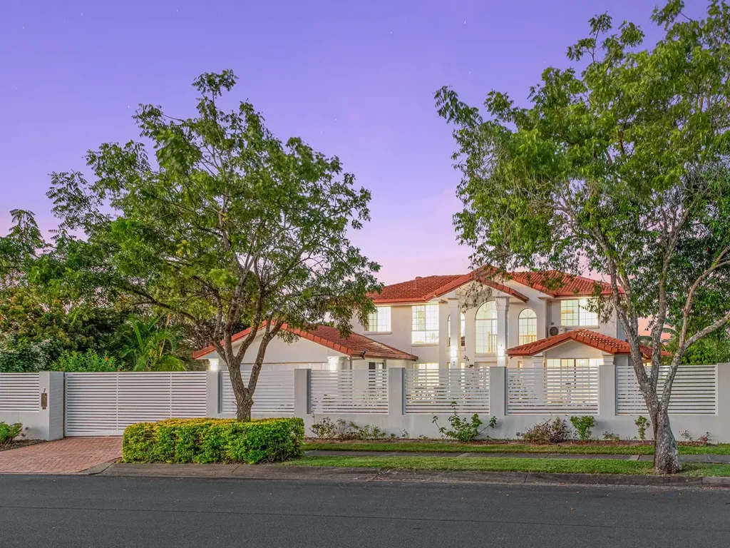 7 Daintree Place, Riverhills, QLD 4074