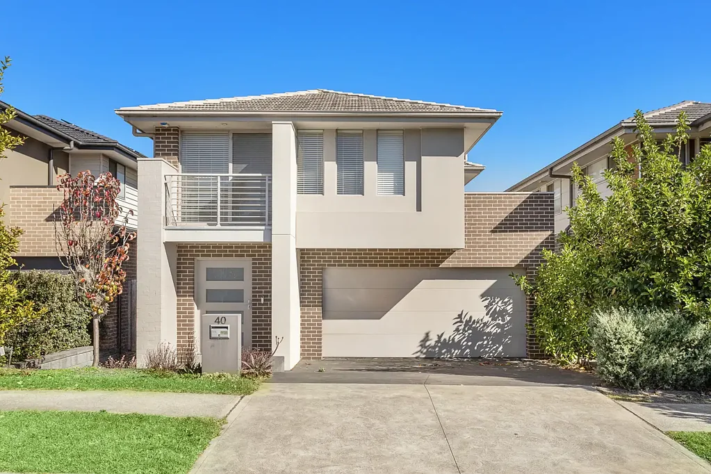 Spacious living in Tullimbar