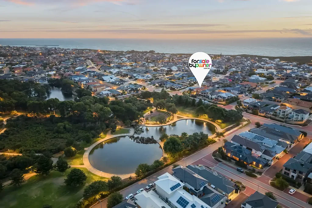 Iluka 4房  Park Frontage and Ocean Backdrop