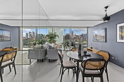 Darlinghurst 1Zimmer Iconic Sydney Opera, Harbour Bridge & Skyline Views from 'Top of The Town'