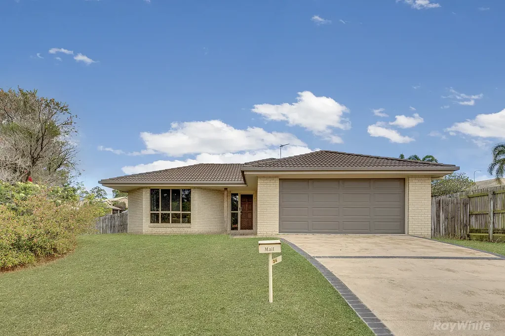 New Auckland 4ห้องนอน FANTASTIC BRICK HOME WITH A HUGE BACK YARD: