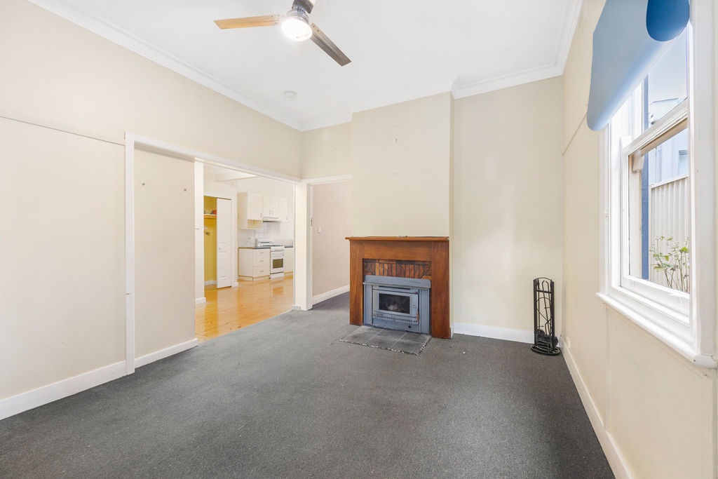 1A TREVOR ST, BALLARAT EAST VIC 3350, 0 غرف, 0 حمامات, House