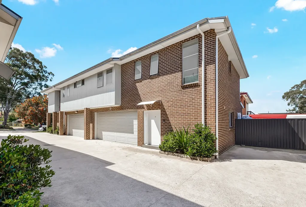 2/74-76 Irwin Street, Werrington, NSW 2747