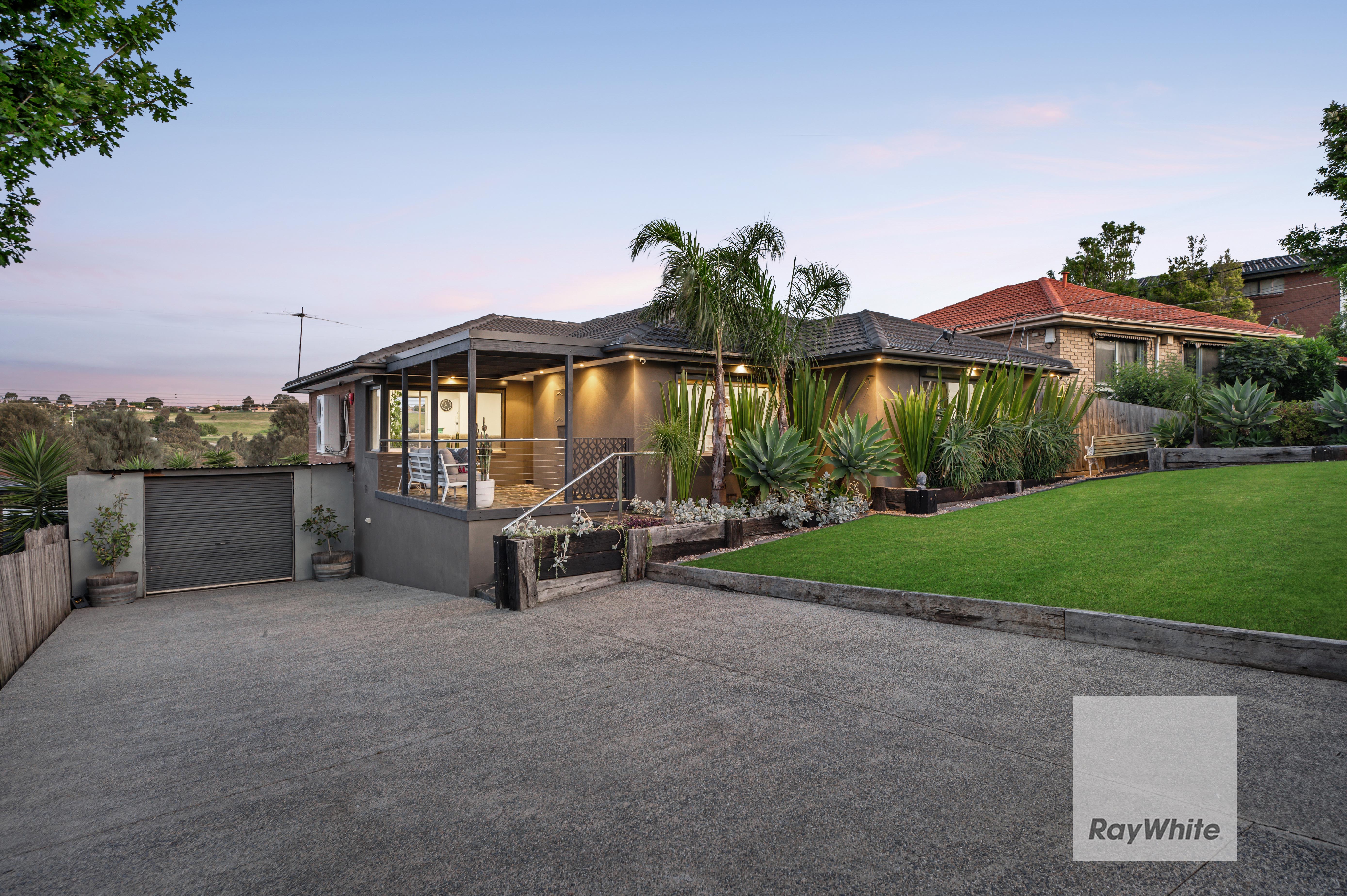 38 CLARKE DR, GLADSTONE PARK VIC 3043, 0部屋, 0バスルーム, House