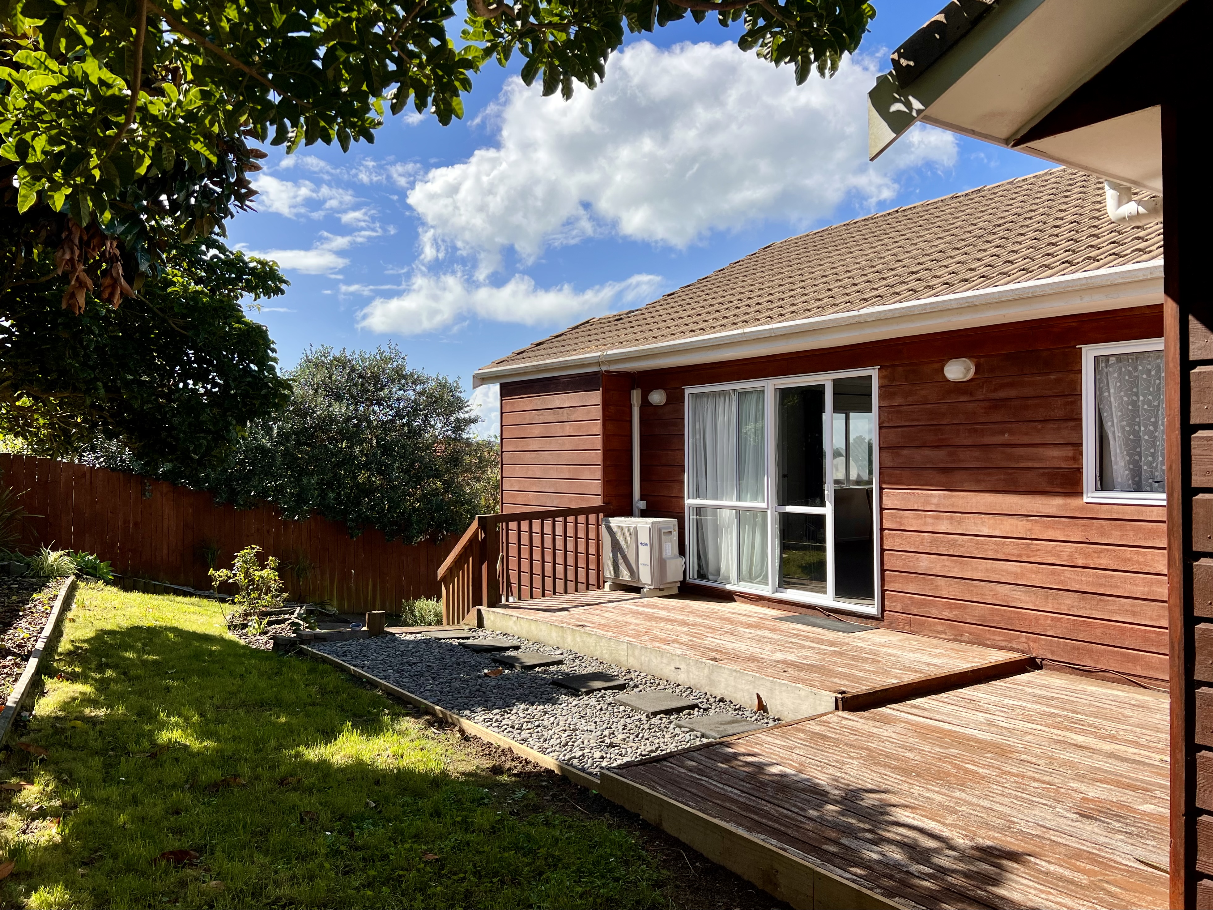 2/74 Gosford Drive, Botany Downs, Auckland - Manukau, 3 غرف, 0 حمامات