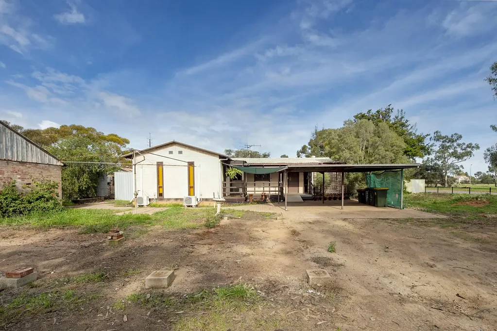 Port Pirie 4房  Prime Development Opportunity – Approx. 9,075 m² with Dual Street Frontages