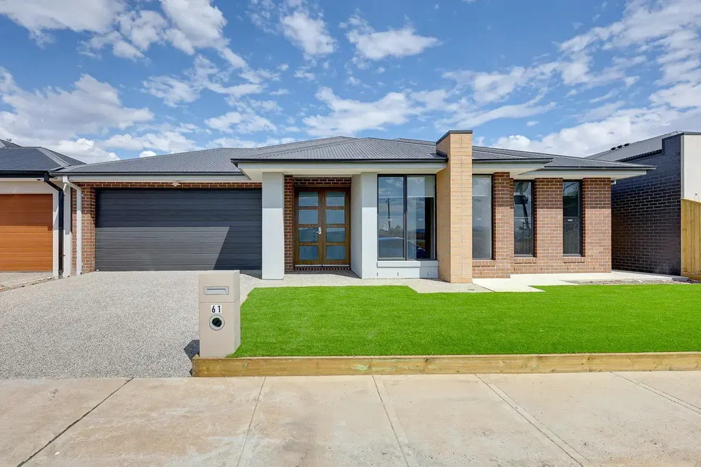 Beautiful family home!
