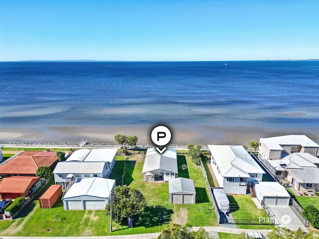 123 Biggs Avenue, Beachmere, QLD 4510
