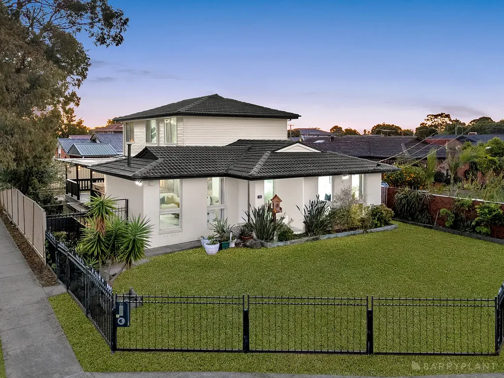 92 Kingsclere Avenue, Keysborough, VIC 3173